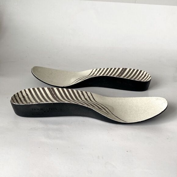 Taos Footwear Leather Respect Casual Mid Top Bootie sz 9 Casual Comfort Coastal - Picture 10 of 15